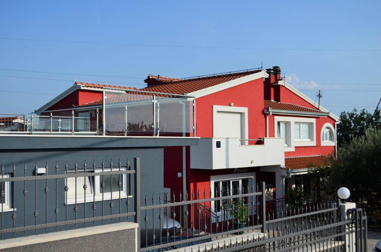 Stella Maris Apartment Kastela Exterior photo